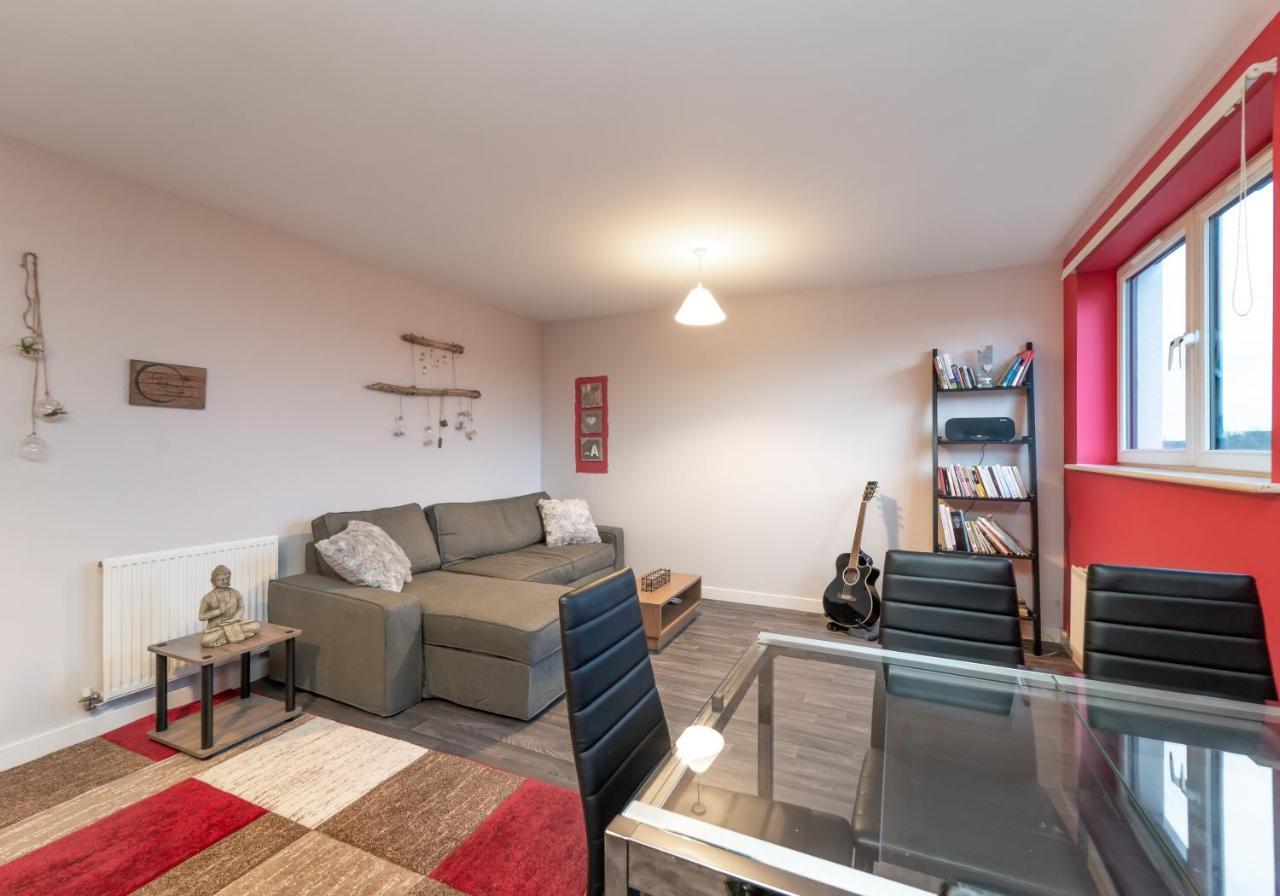 The New Lochend Park View Apartment EDI